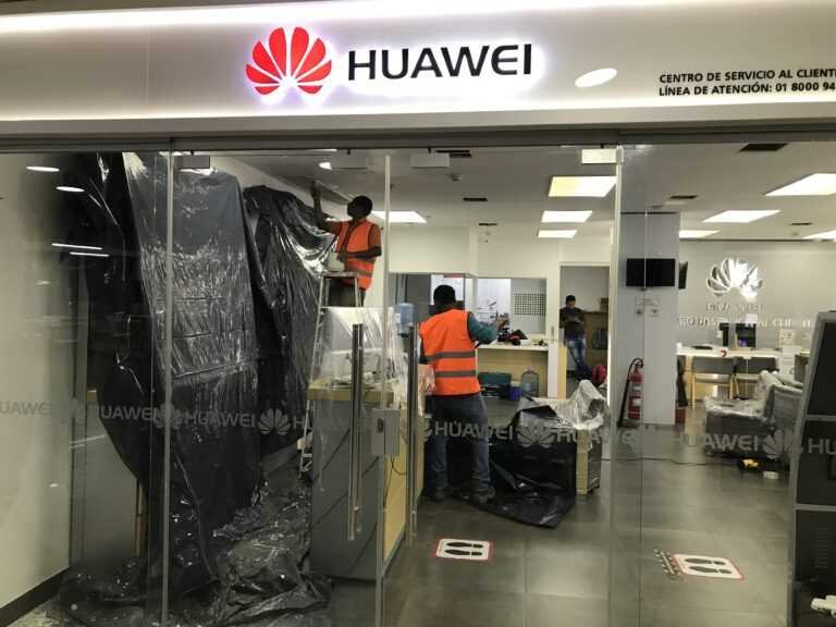 construcción local retail Huawei Colombia FERCO