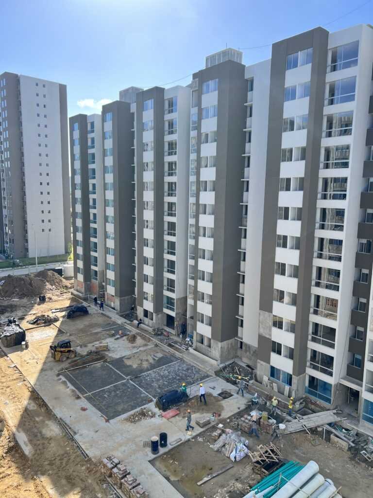 contratista obras VIS Santa Marta FERCO